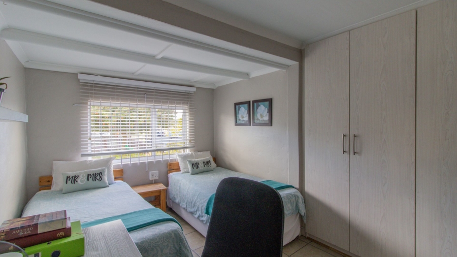 3 Bedroom Property for Sale in Hartebeesfontein Western Cape